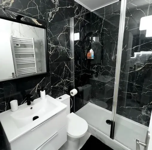 Appartement En Bord De Mer, 20m, Clim Cagnes-sur-Mer